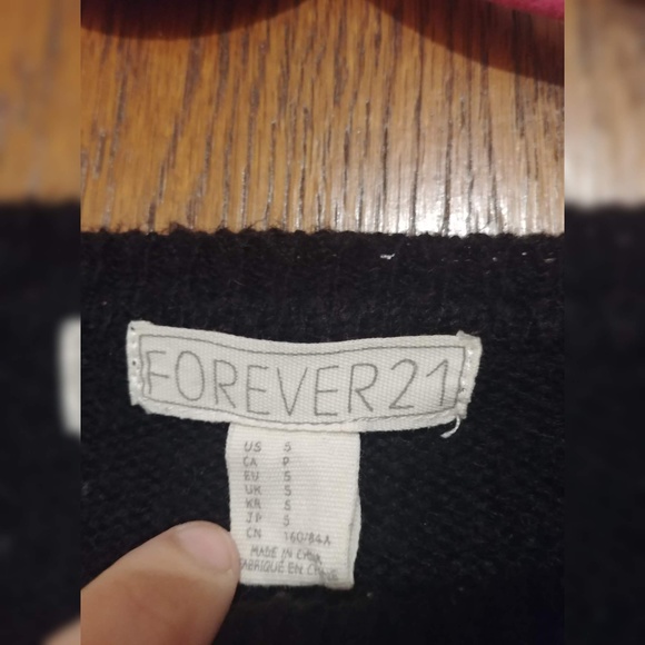 Cozy black sweater - Picture 3 of 5